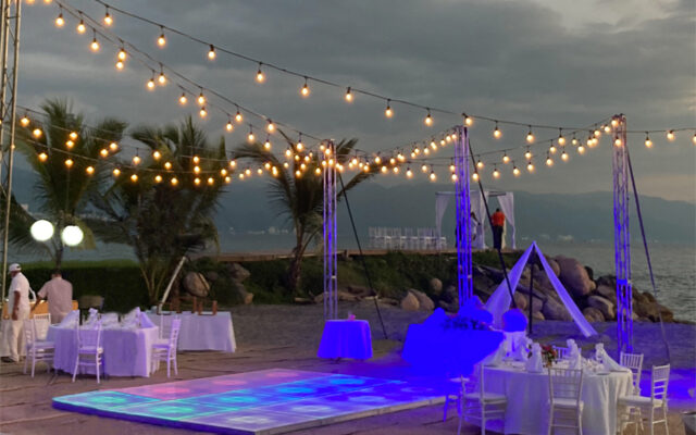 Bistro-Boss-image-cropped-for-SM-640x400